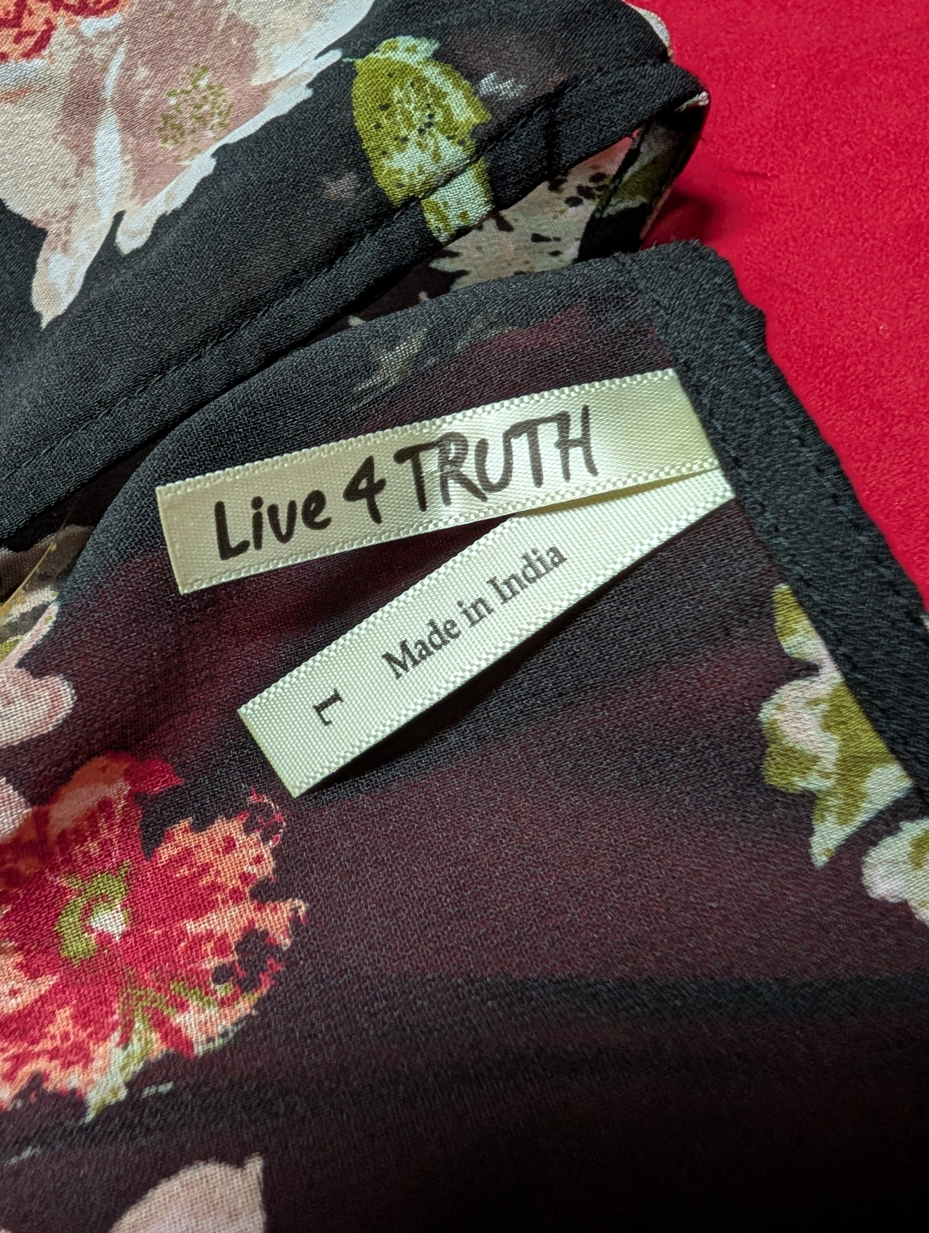 Floral Black Short Sleeved Asymmetrical Tie Front Robe Large