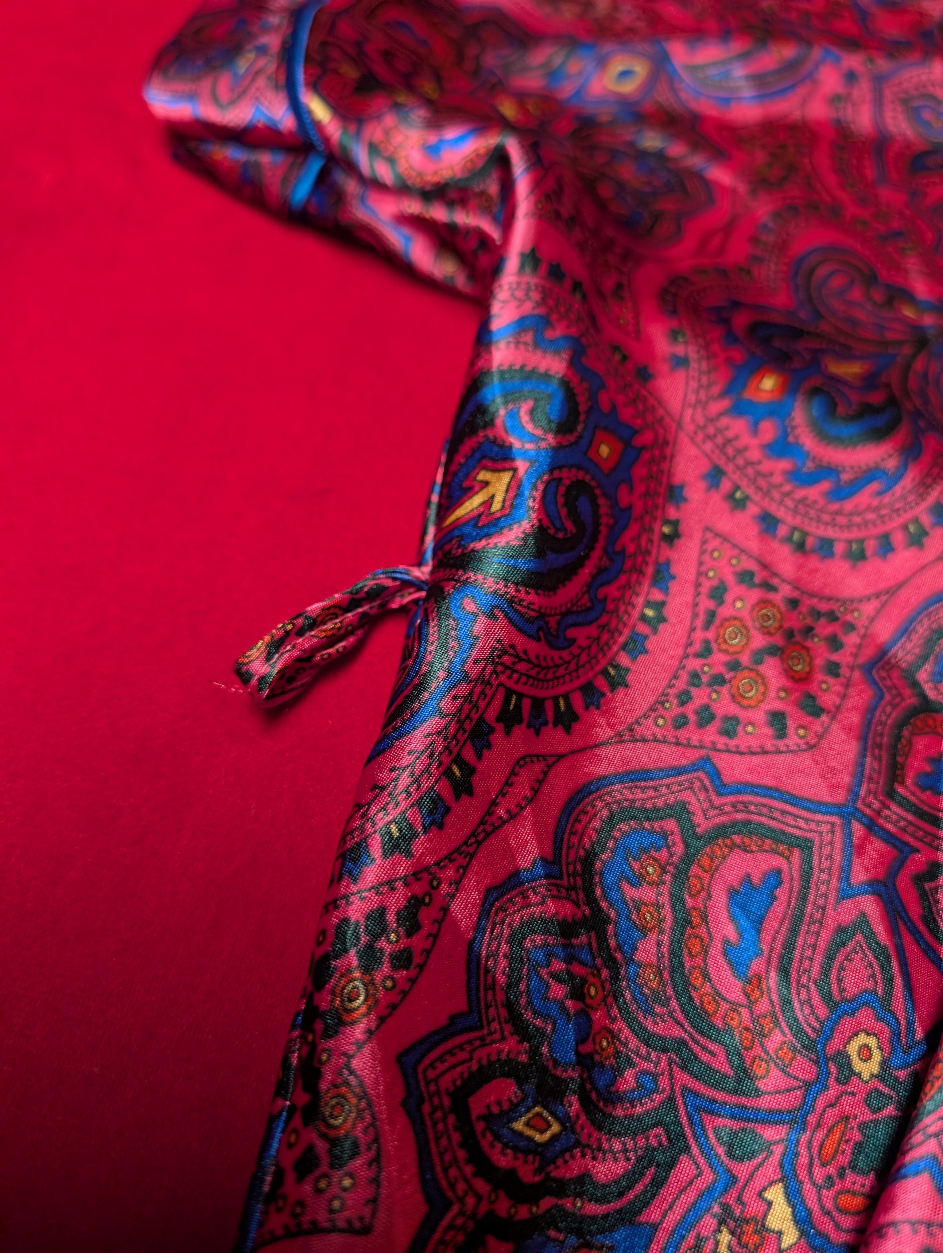 Night Time Creations Paisley Magenta & Indigo Slip & Robe Set size Small