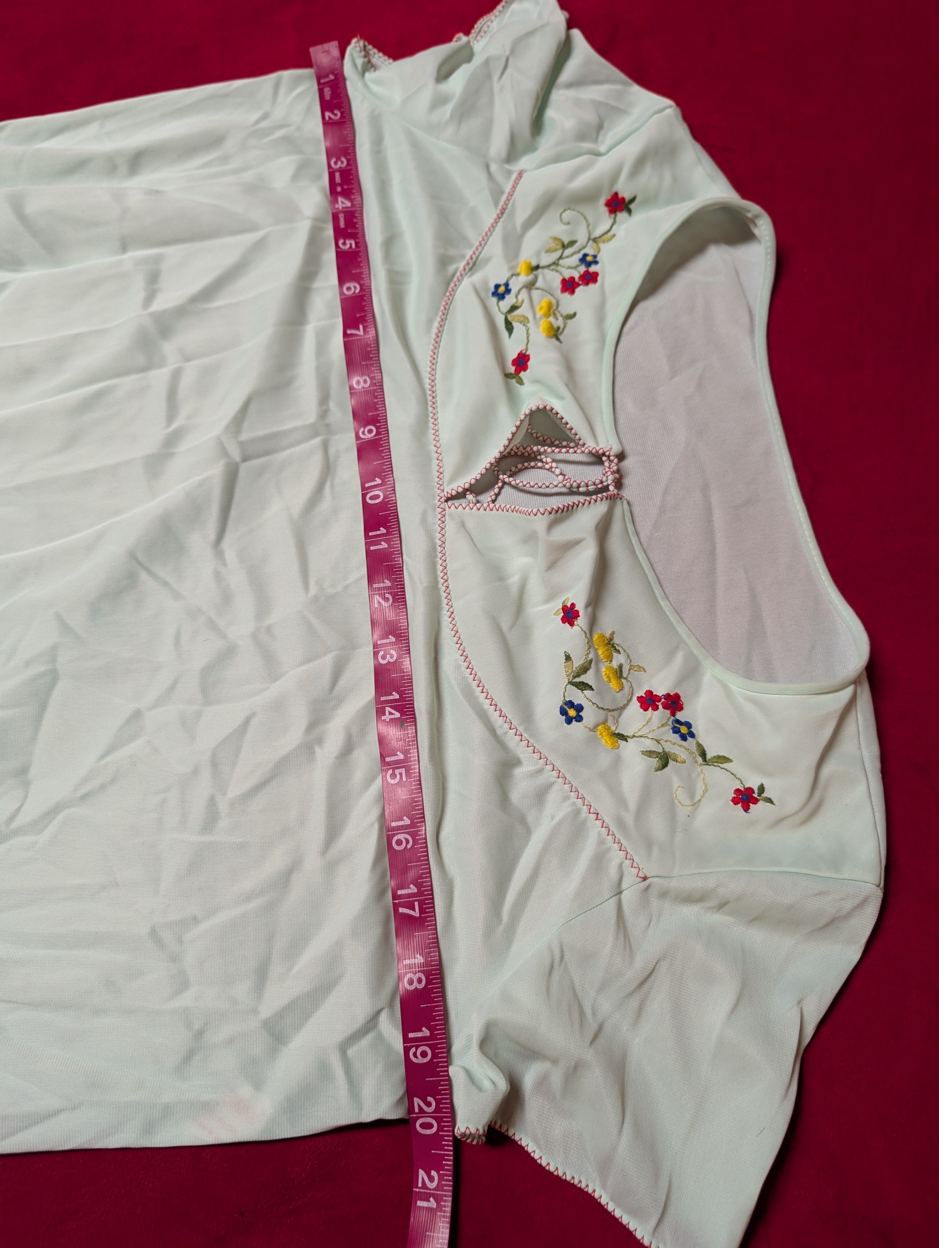 Vintage 1970s Lorraine Mint Green Nylon Nightgown Folk Embroidered with Picot Trim Cottagecore size Medium