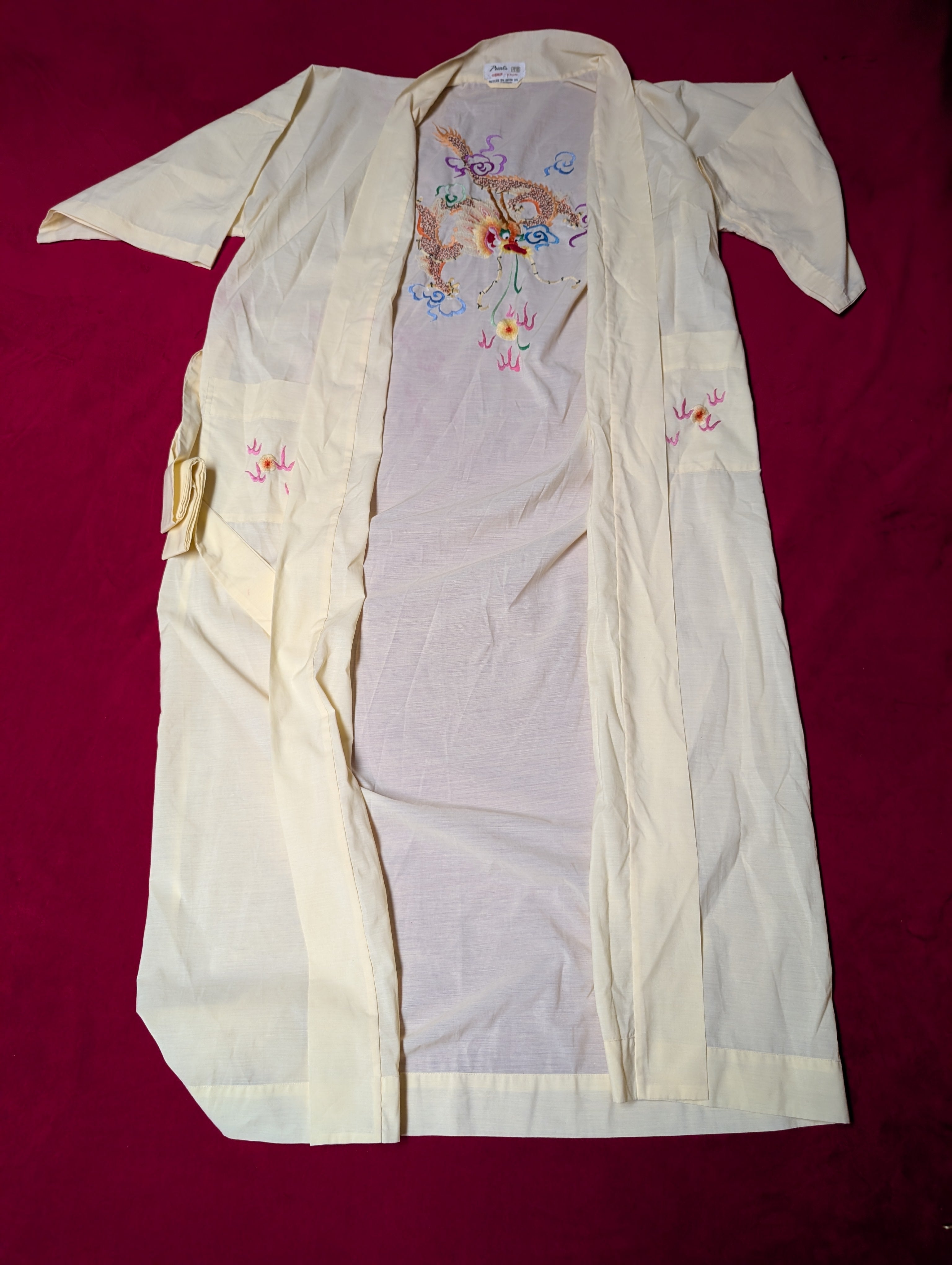 Dragon Embroidery Cotton Butter Yellow Cream Wrap Kimono Robe with Sash size Medium
