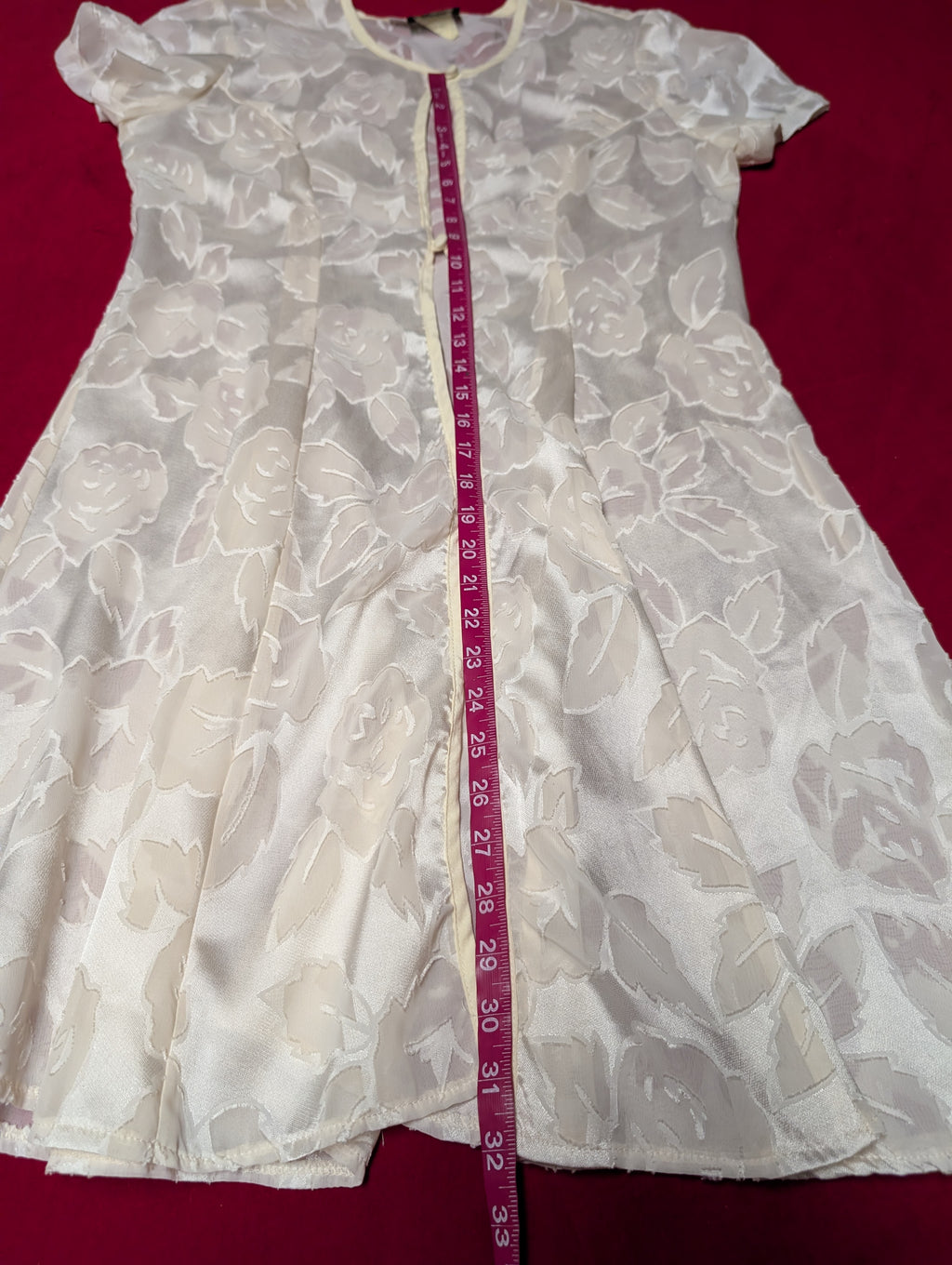 Off White Cream or Bridal Button Sleep Short Sleeved Dress Robe size Medium