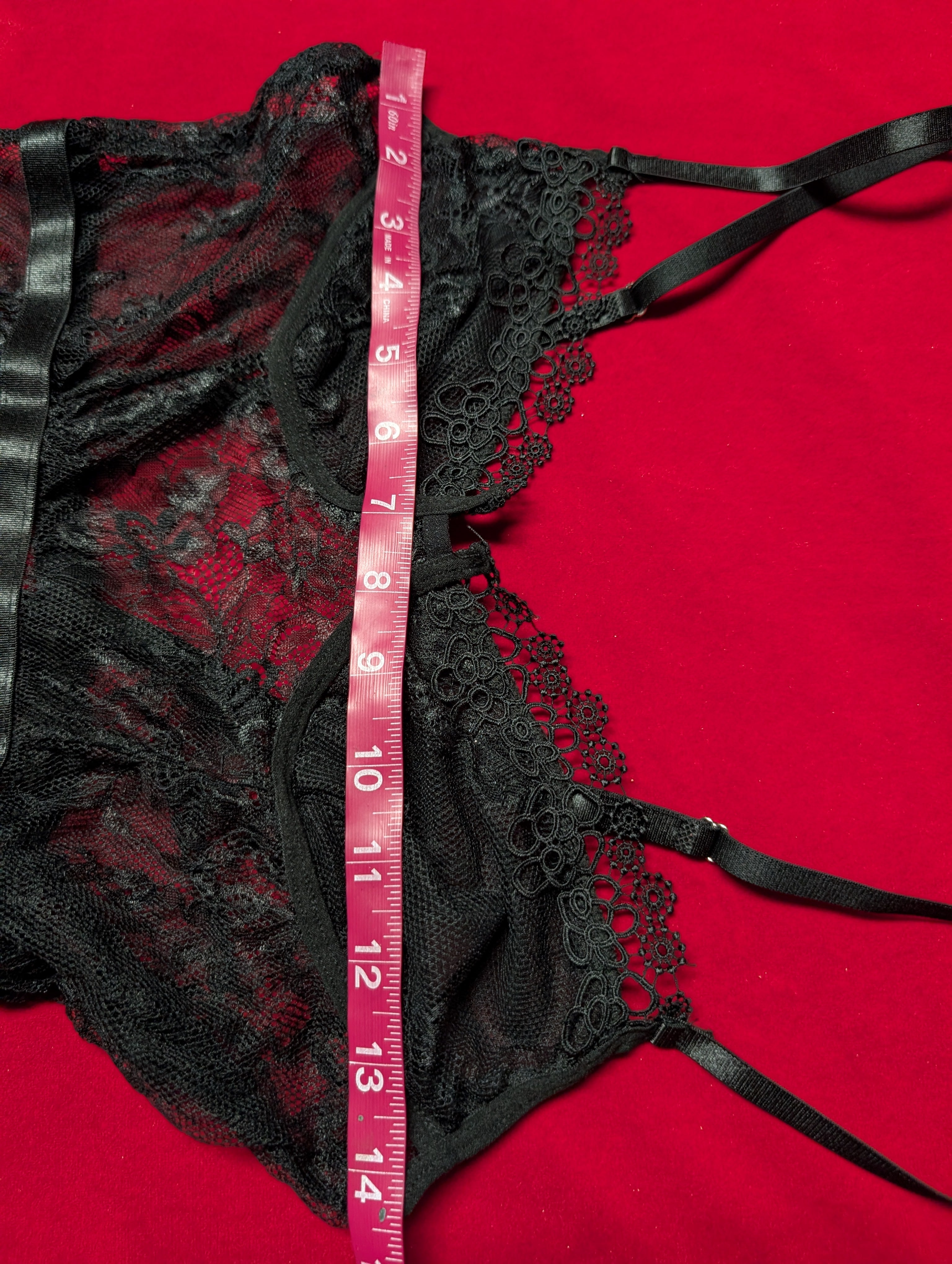Elegant Floral Lace Black Babydoll Chemise size Medium