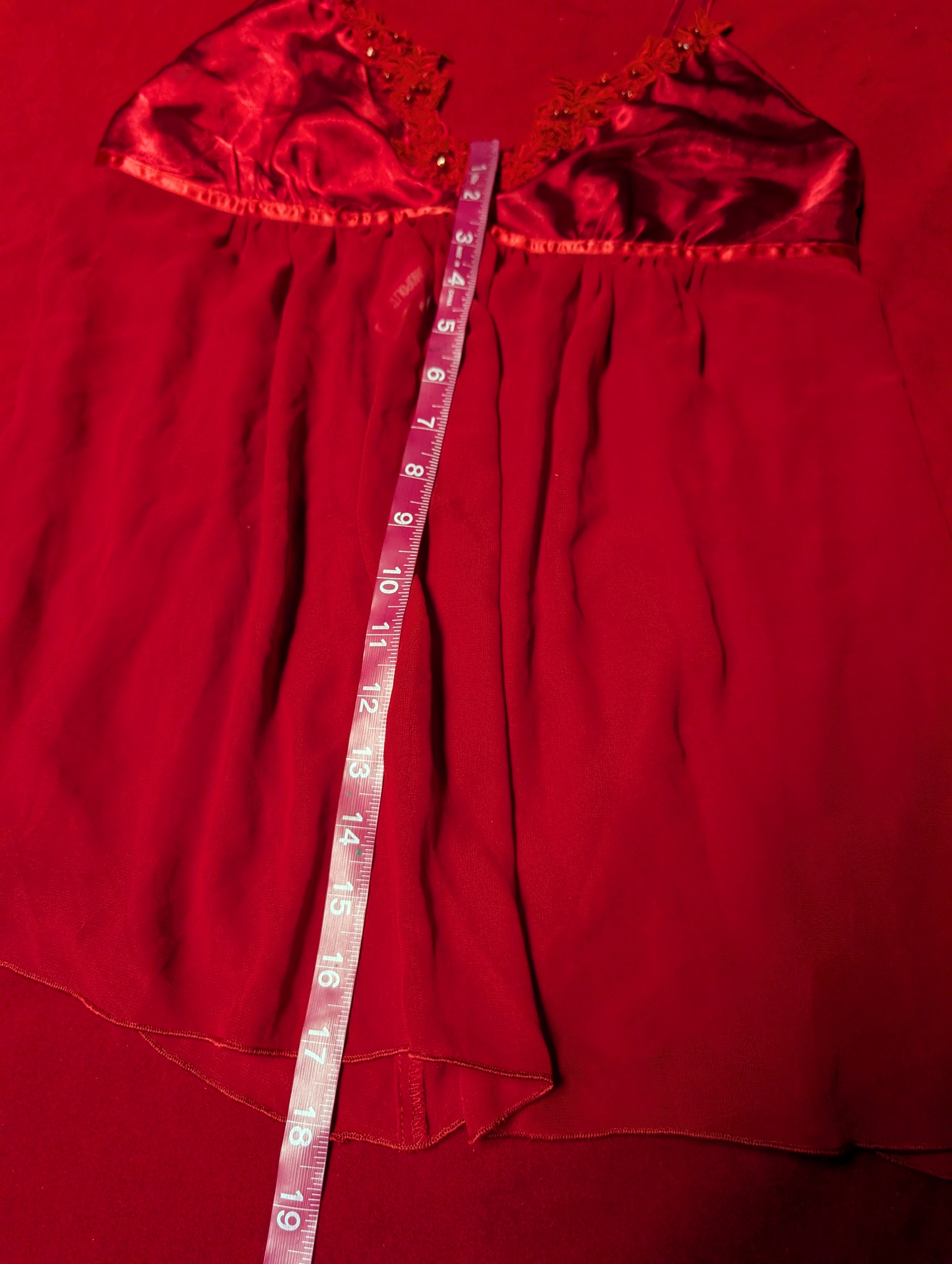 Beautiful Red Beaded Trim Babydoll Chemise and Short Robe Set size Large