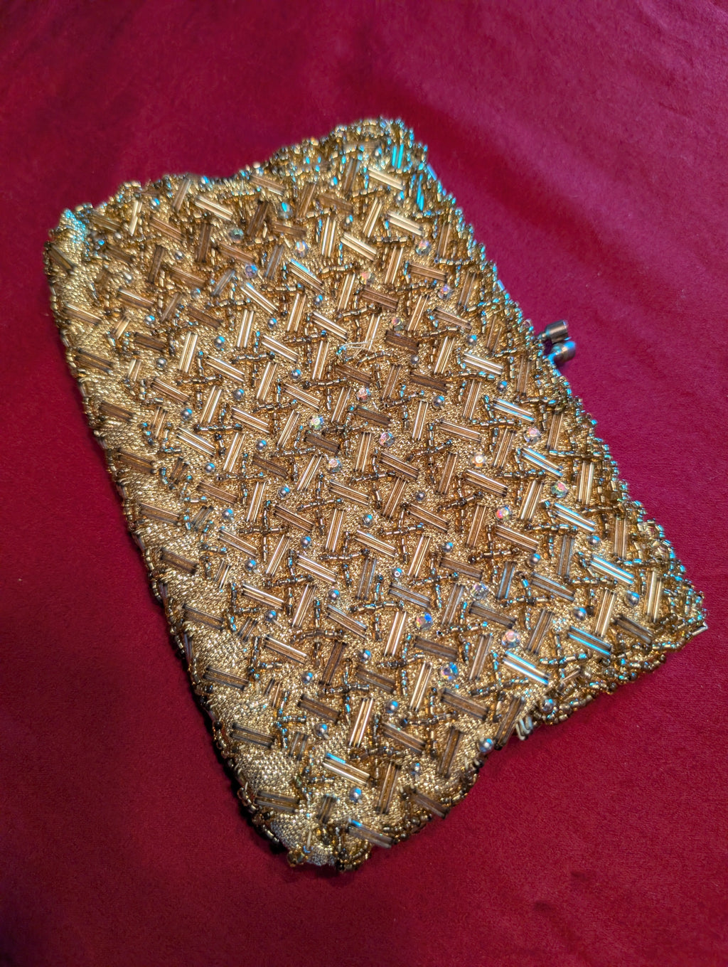 Vintage Hong Kong Gold Bead and Rhinestone Short Strap Wrist Hand Clutch Bag in Gold
