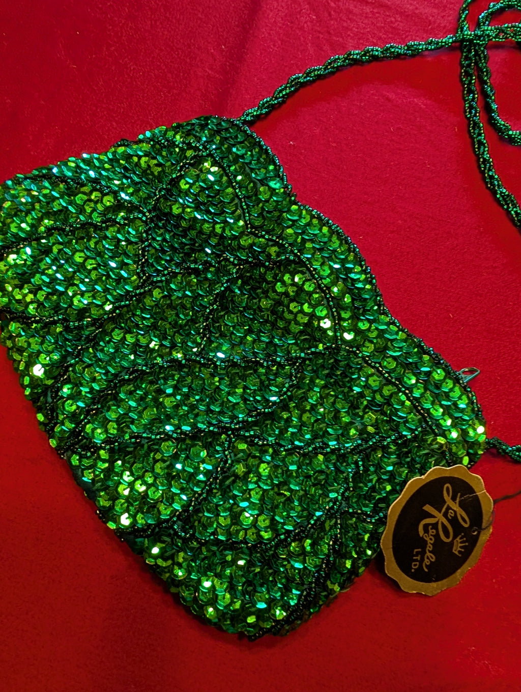 Deadstock Vintage La Regale Beaded Sequin Clutch Zip Handbag with Shoulder Strap in Emerald Green Leaf