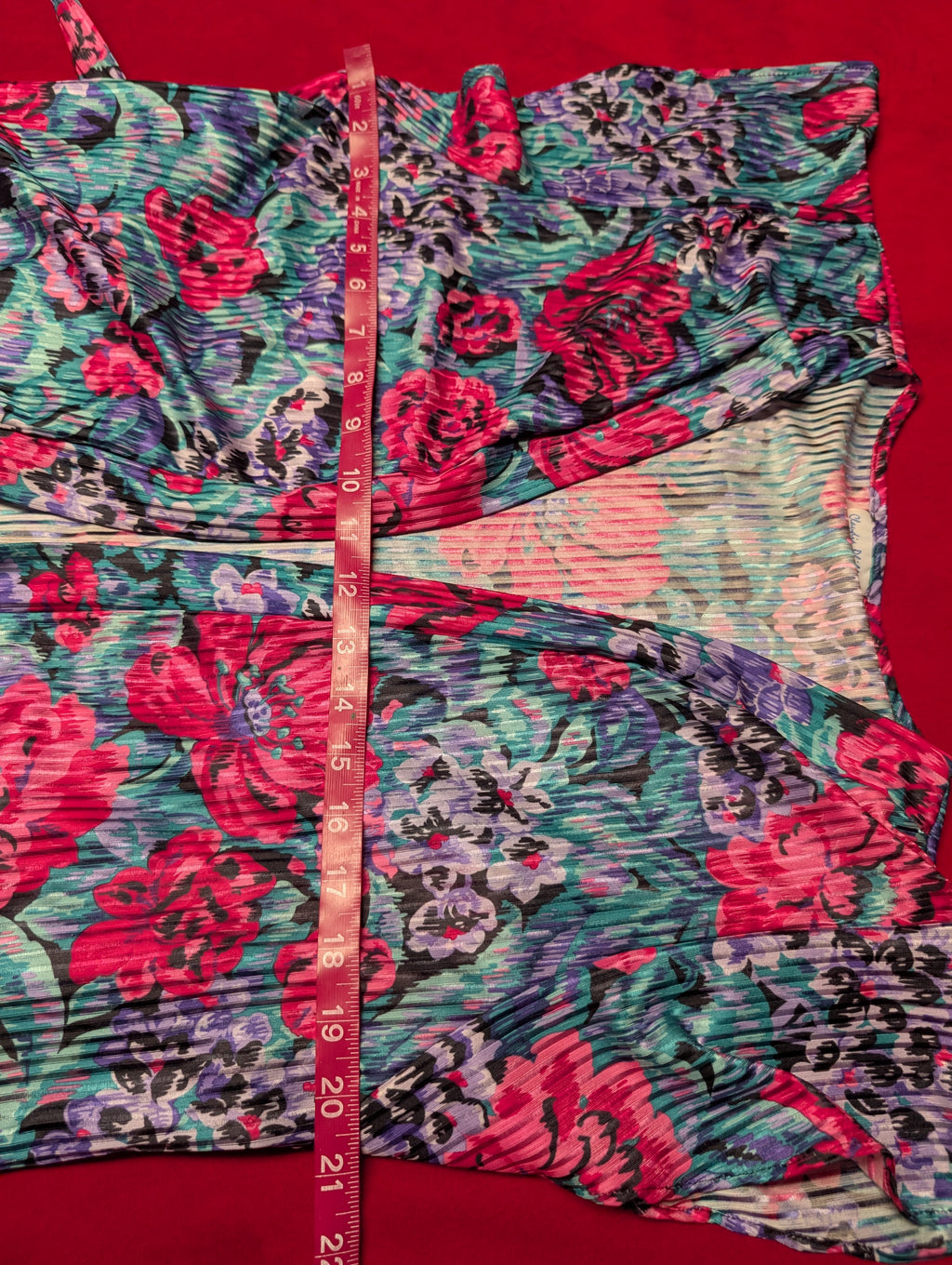 Soft Blue & Pink Floral Short Sleeved Robe size Medium